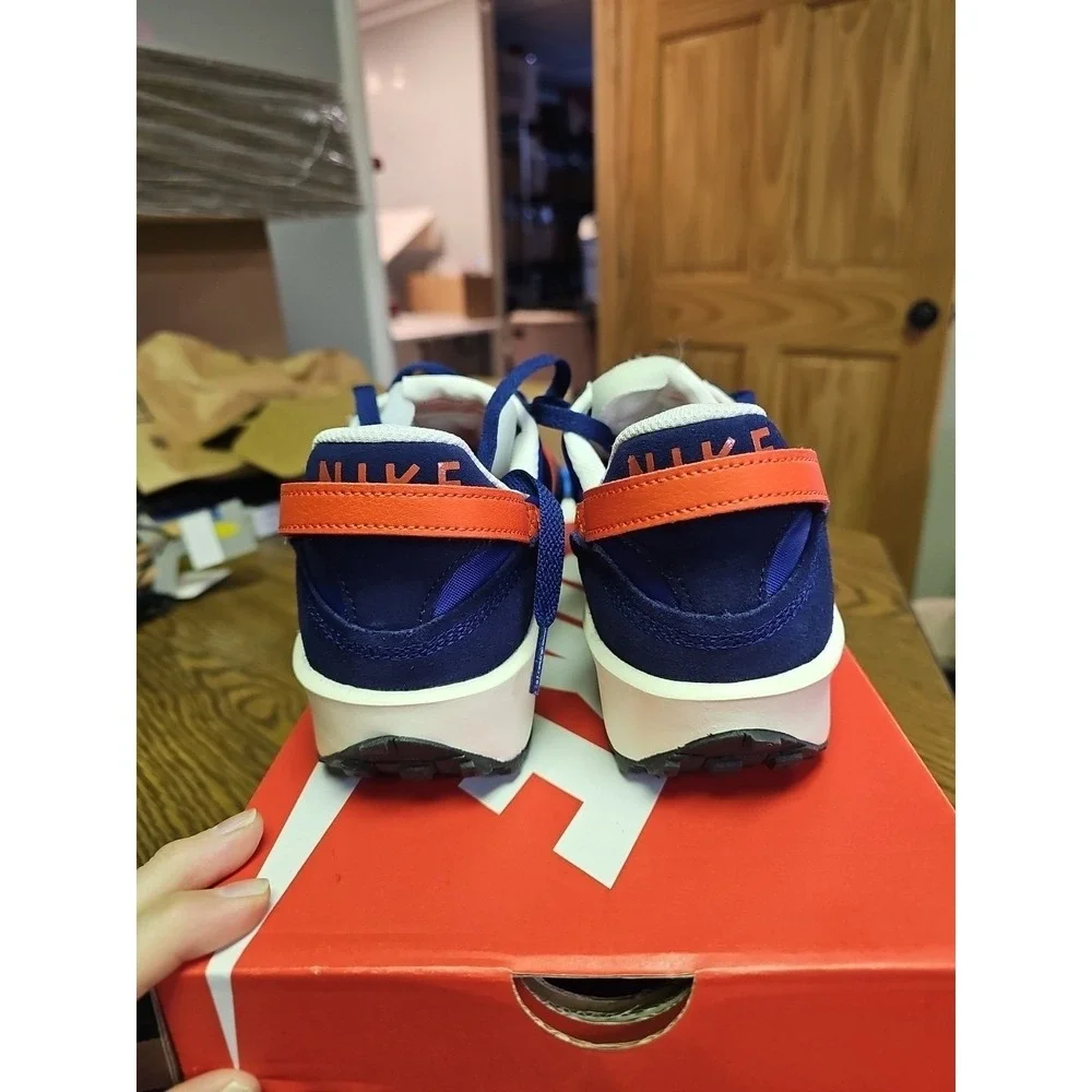 Nike waffle debut